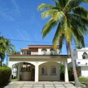 Гостиница Casa Paradise  Мансанильо